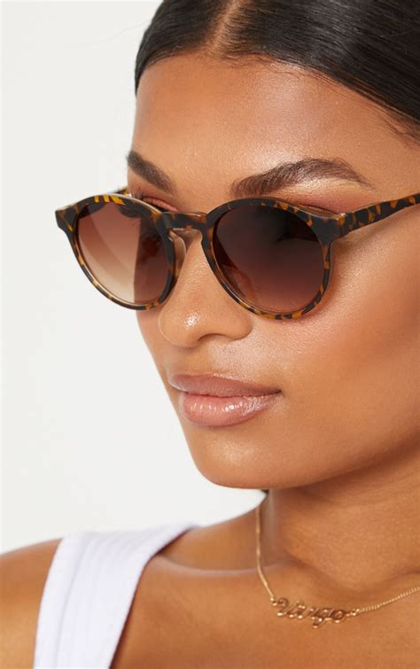 round sunglasses tortoise